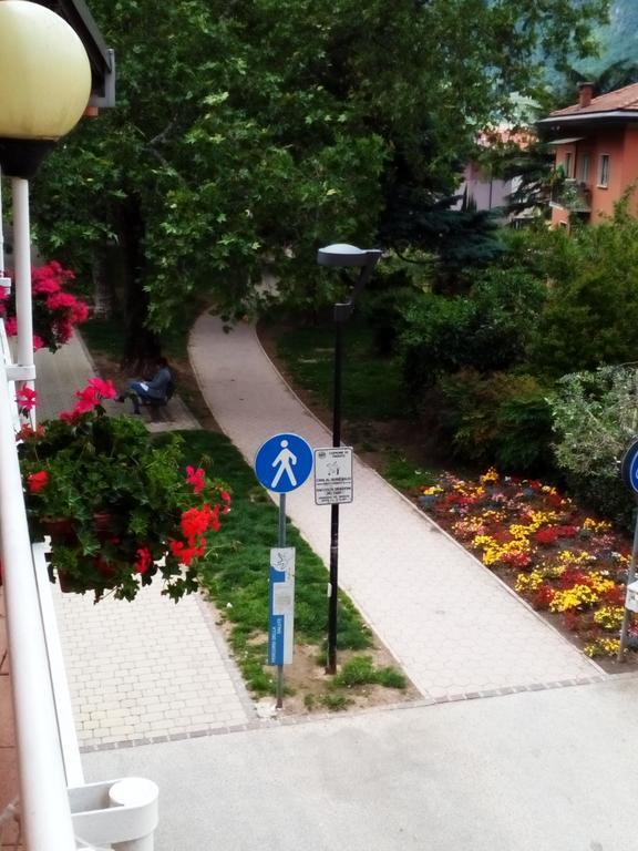 Alloggio Ponte Dei Cavalleggeri Hotel Тренто Екстериор снимка
