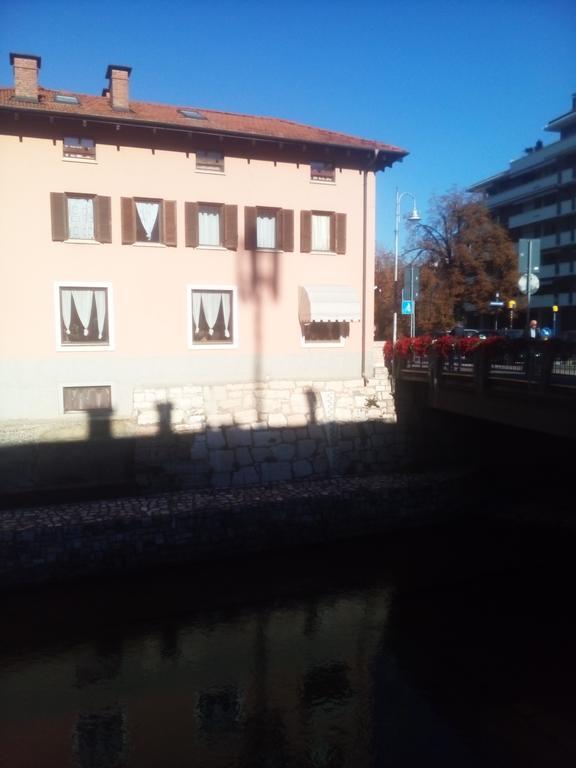 Alloggio Ponte Dei Cavalleggeri Hotel Тренто Екстериор снимка