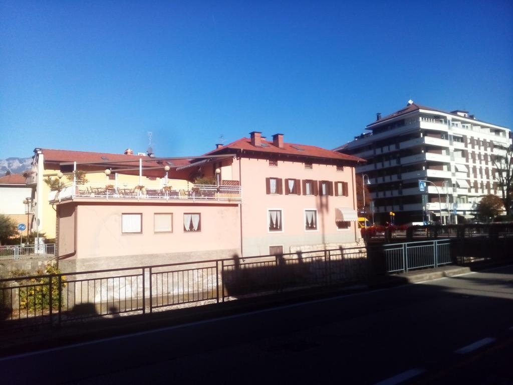 Alloggio Ponte Dei Cavalleggeri Hotel Тренто Екстериор снимка