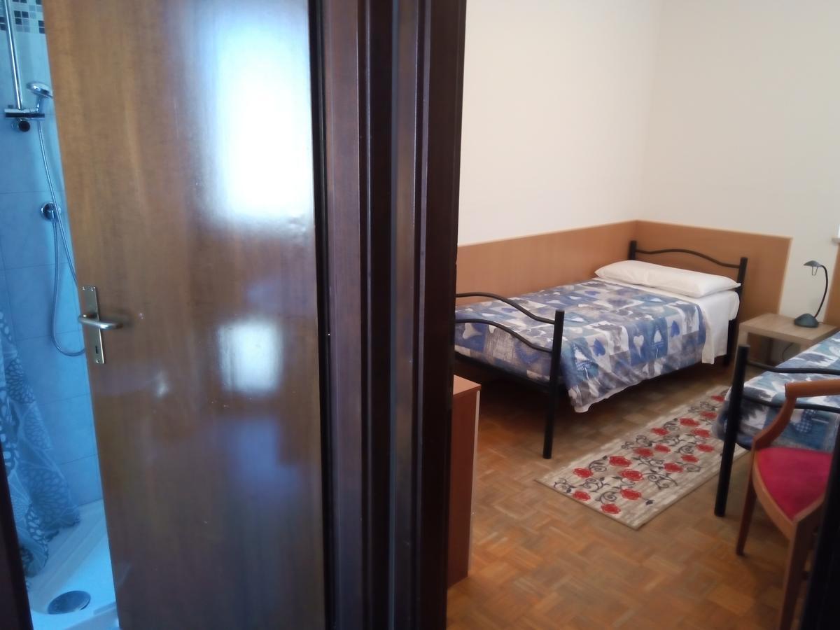Alloggio Ponte Dei Cavalleggeri Hotel Тренто Екстериор снимка