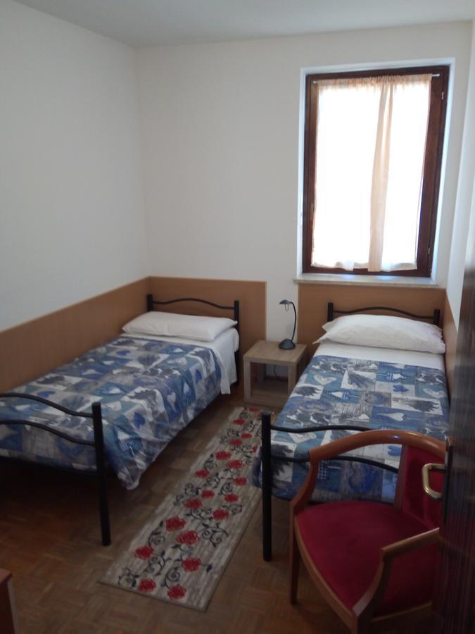 Alloggio Ponte Dei Cavalleggeri Hotel Тренто Екстериор снимка