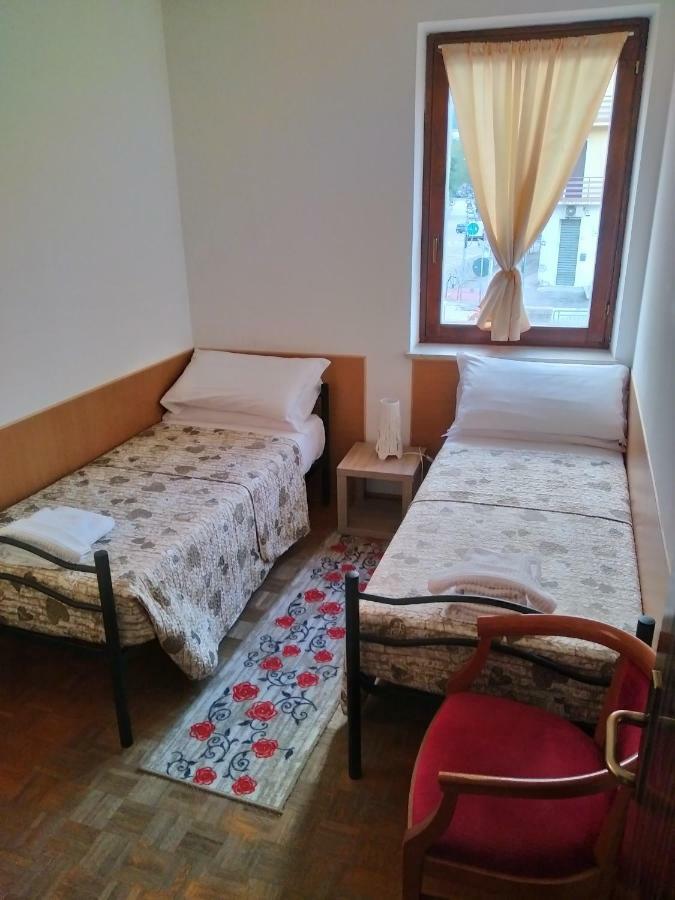 Alloggio Ponte Dei Cavalleggeri Hotel Тренто Екстериор снимка