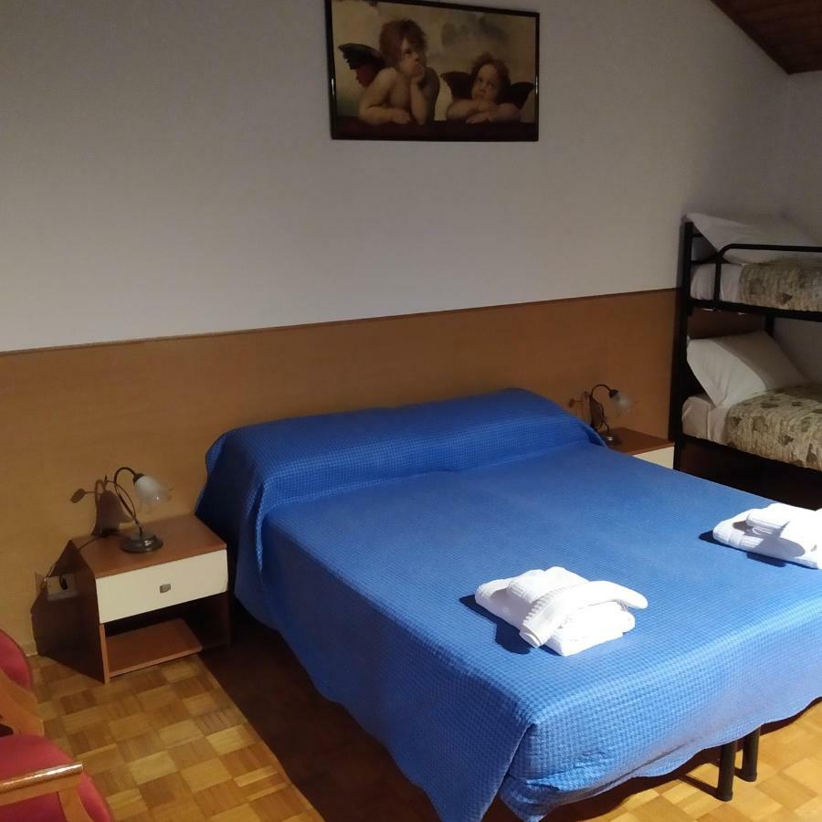 Alloggio Ponte Dei Cavalleggeri Hotel Тренто Екстериор снимка