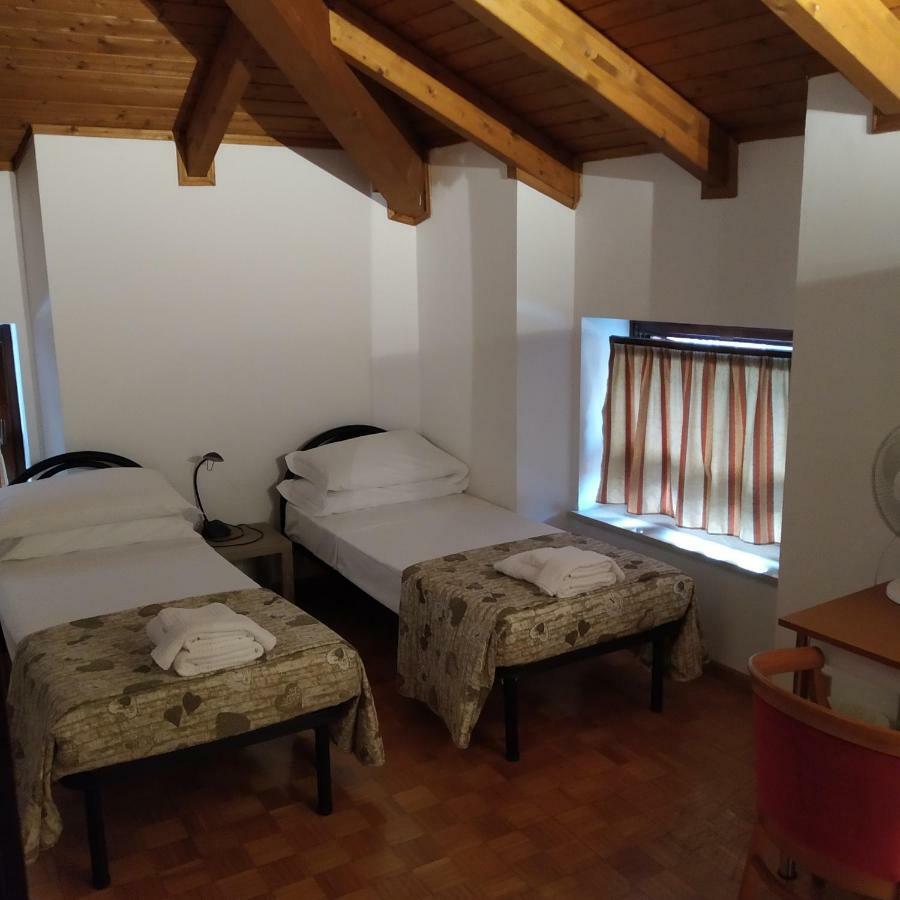 Alloggio Ponte Dei Cavalleggeri Hotel Тренто Екстериор снимка